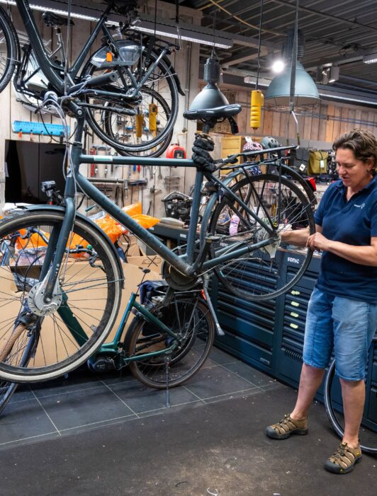 Bekijk deze afbeelding van Besteman Tweewielers op Winkelcentrum Goverwelle